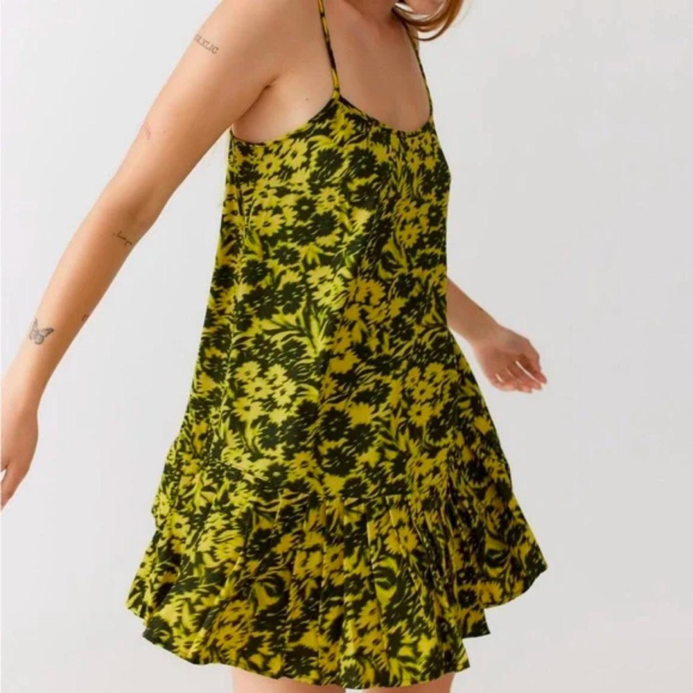 Urban Outfitters UO Camille Mini Dress in Size S Yellow/Green Floral Pattern